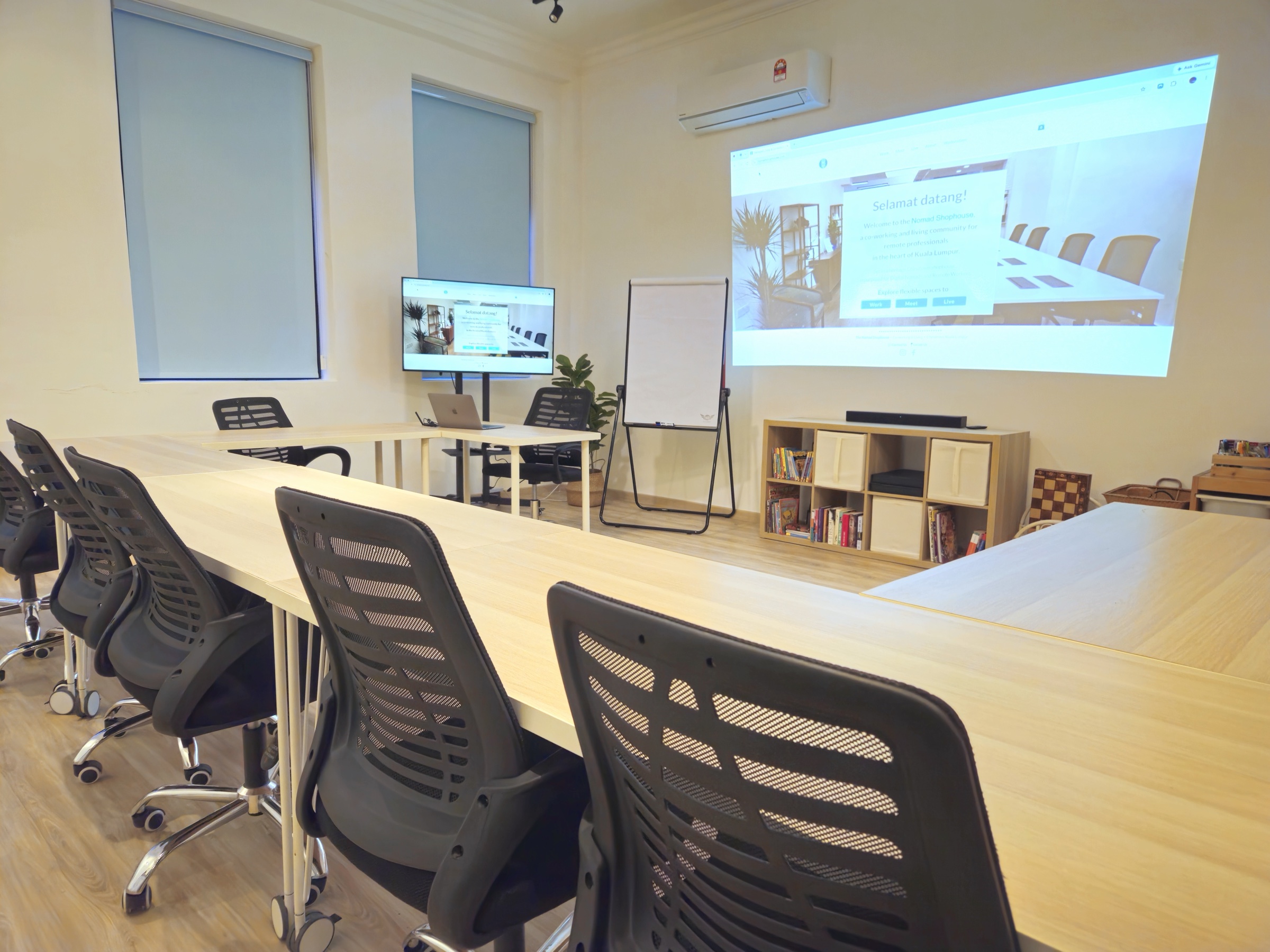 A meeting space at the Nomad Shophouse
